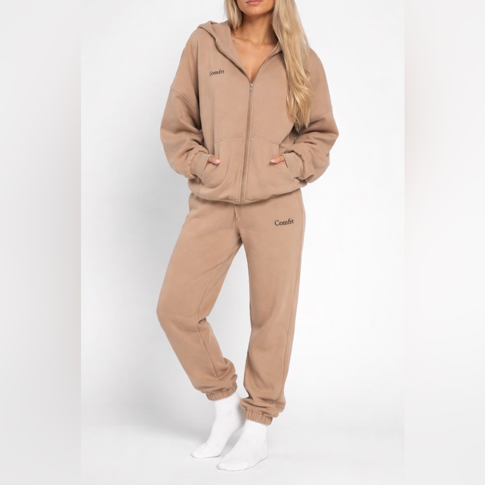 Comfrt Latte Sweatsuit Set